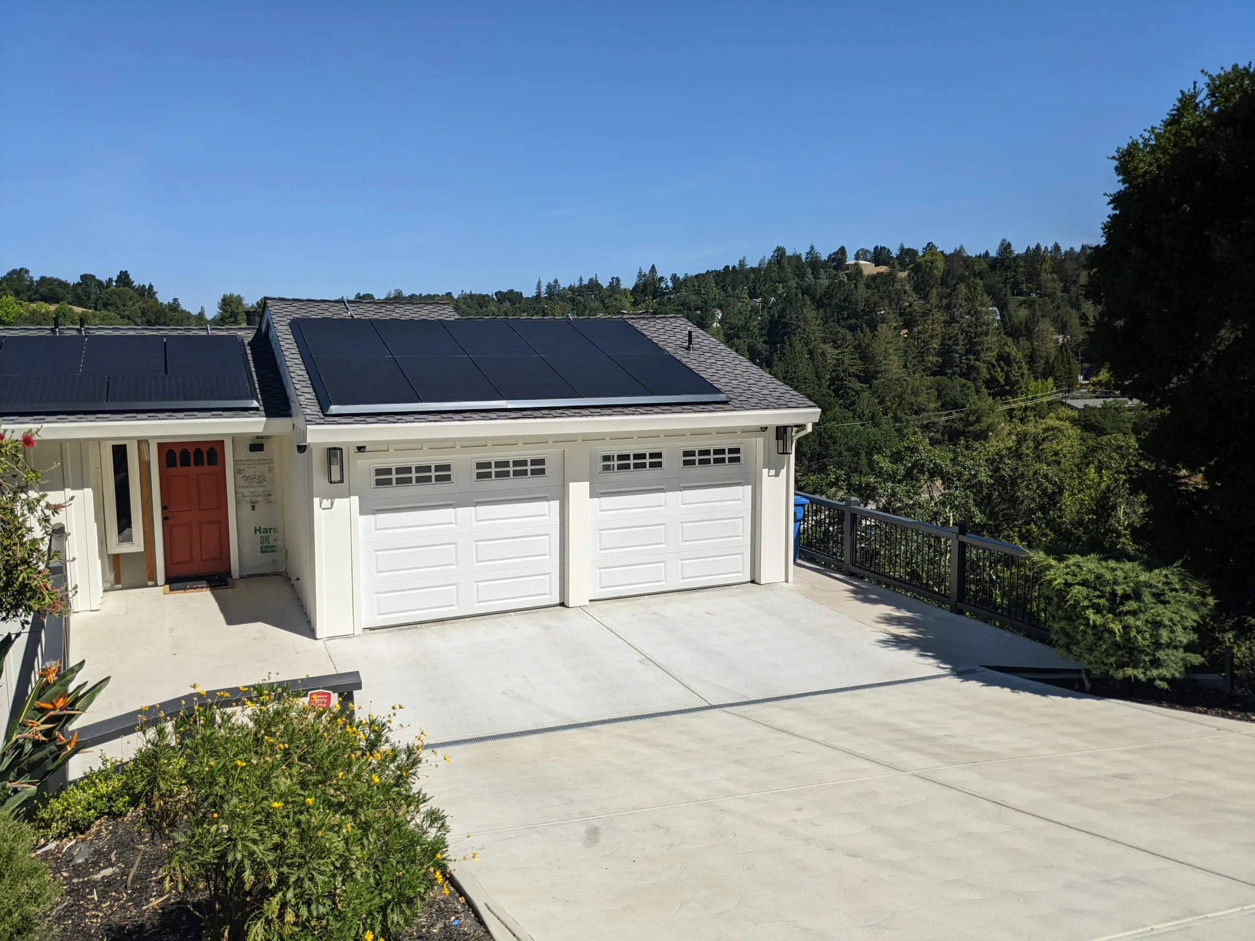 LongPanelGarageDoorWithWindows