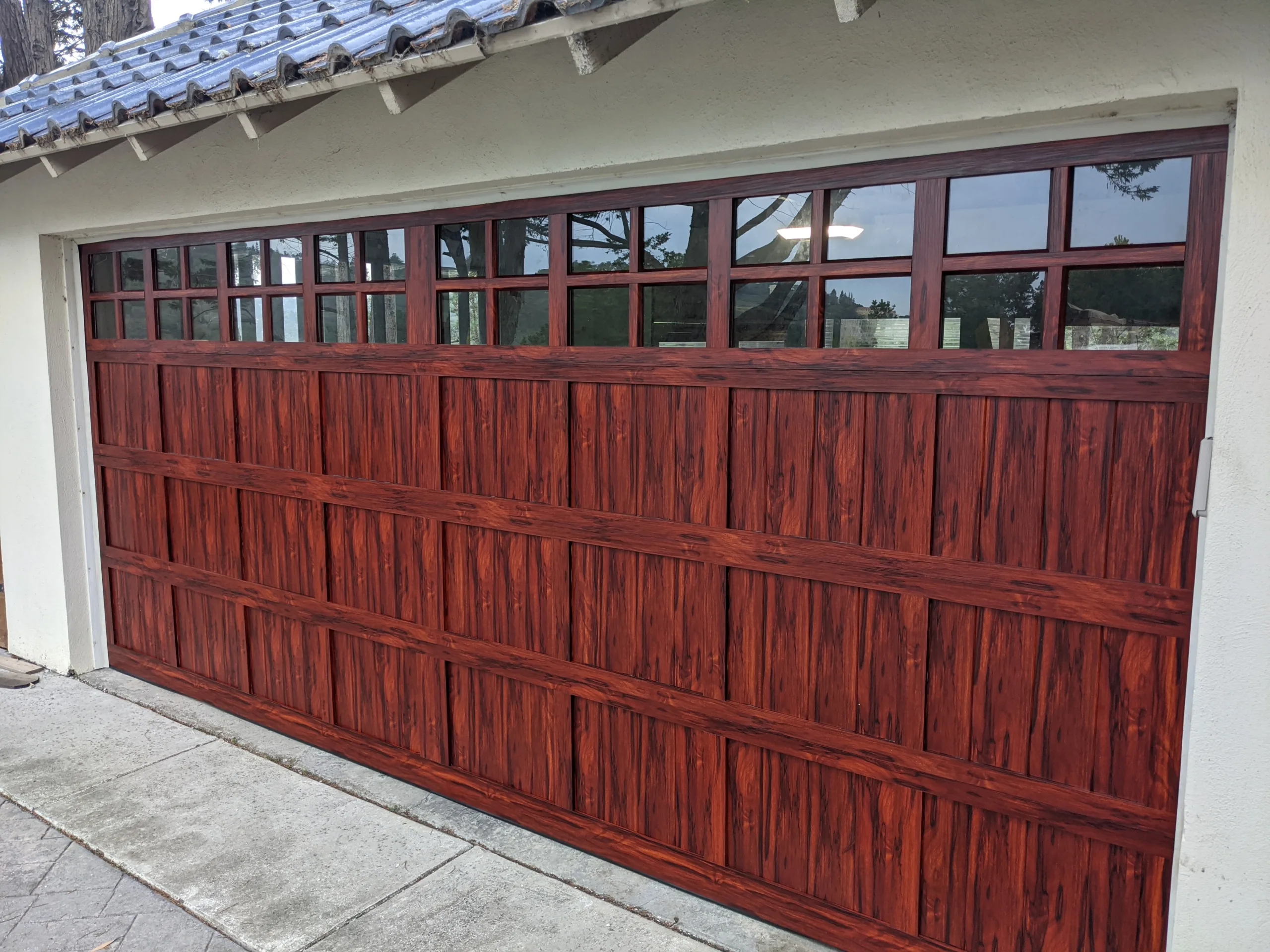 WoodLookSteelGarageDoor